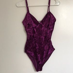 SOLD🚫 Purple Velvet Bodysuit NWOT